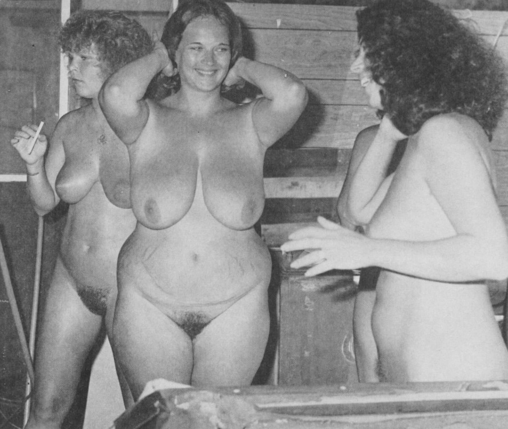 полная женщина голая в ретро фото фото 104