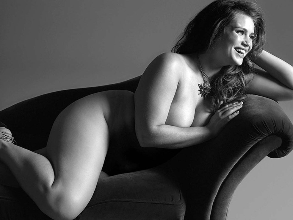 Pushka Ember Rhin Naked