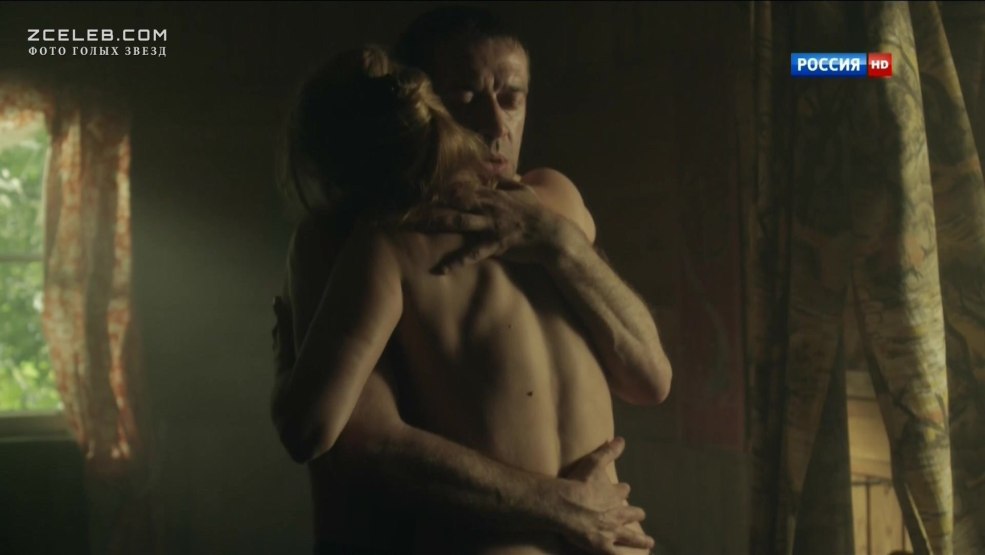 Victoria Isakova nue dans les films