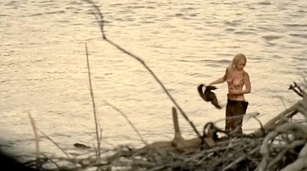 Ingrid Bolsai Berdal le monde du Far West nu