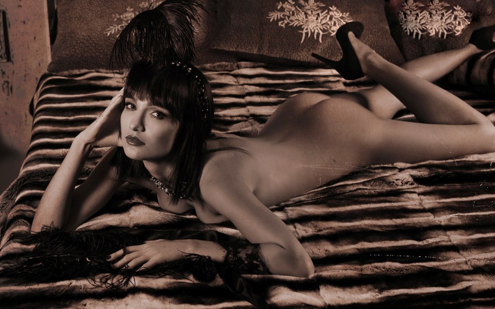 Anna Kovalchuk Nudeka