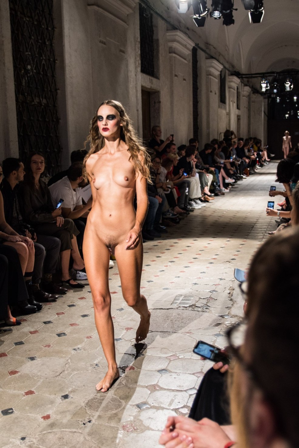 Les meilleurs modèles des années 90 sur le podium nude