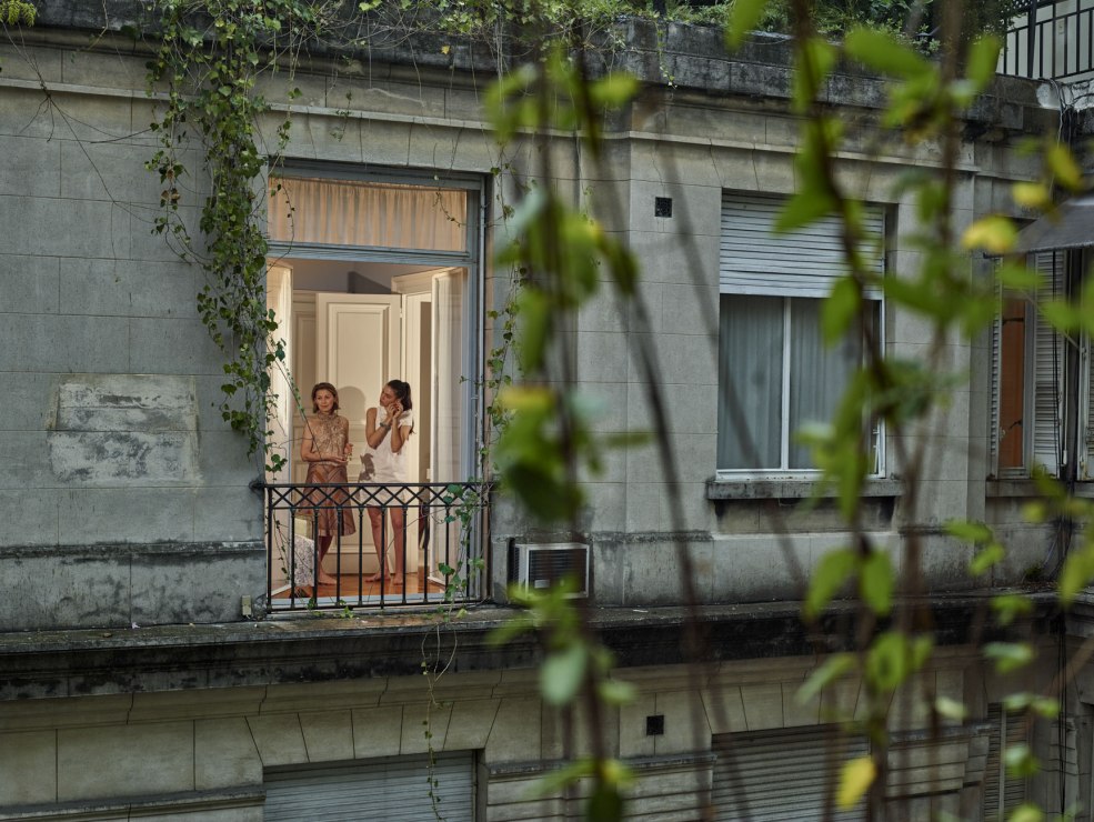 Simbs sur les fenêtres de nu