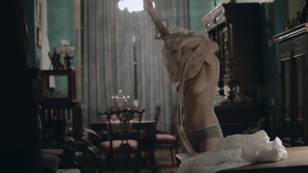 Seins Anna Tsukanova-kott