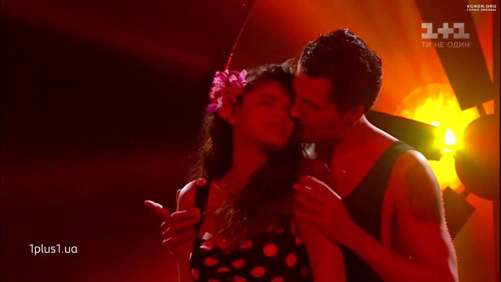 Michelle Andrade est chaude