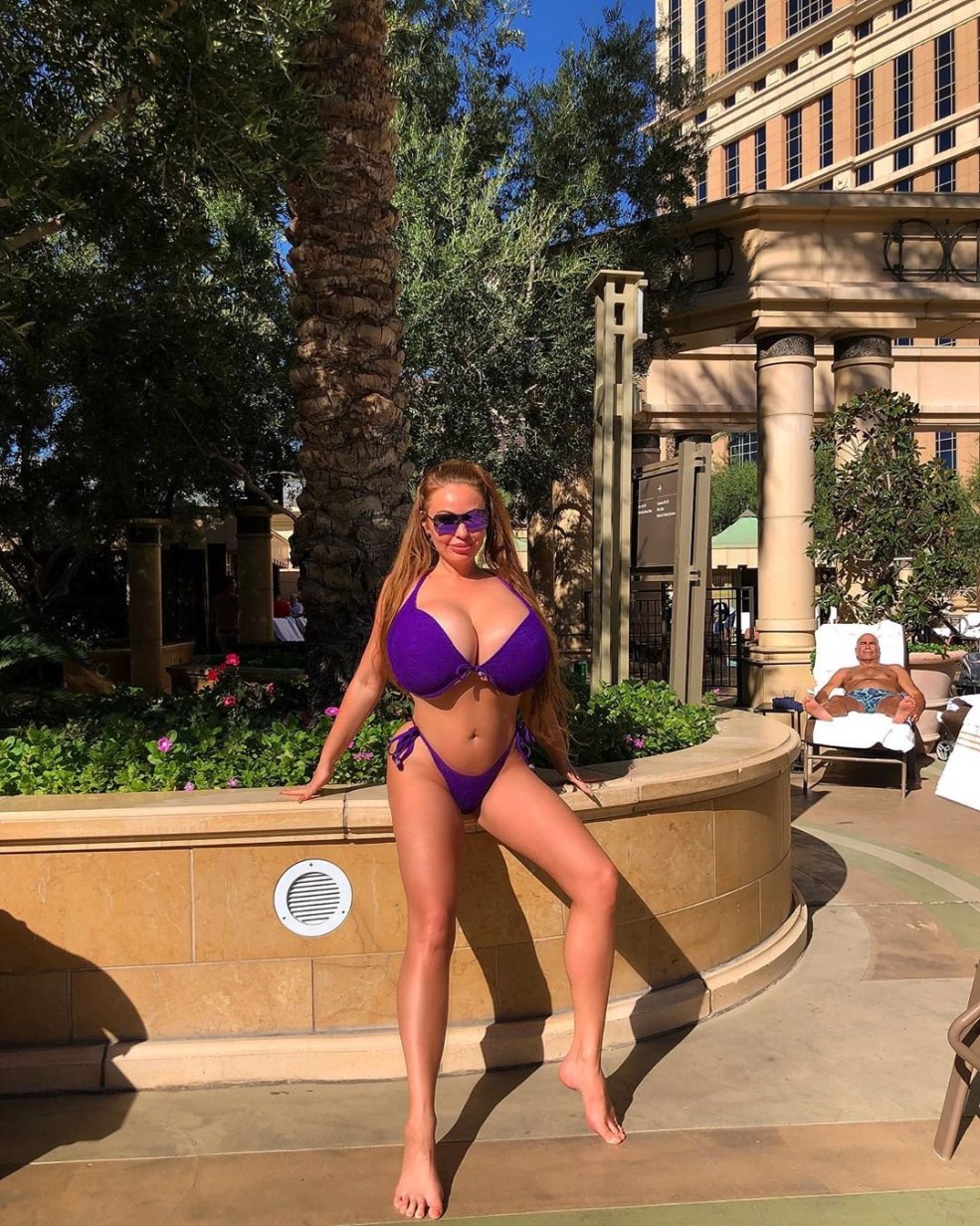 Arttania Tatyana Vogelman