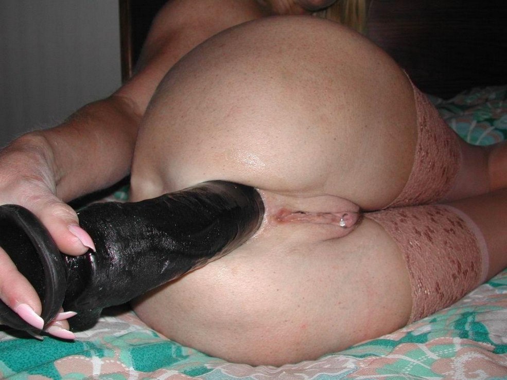 Fisting avec d'énormes articles