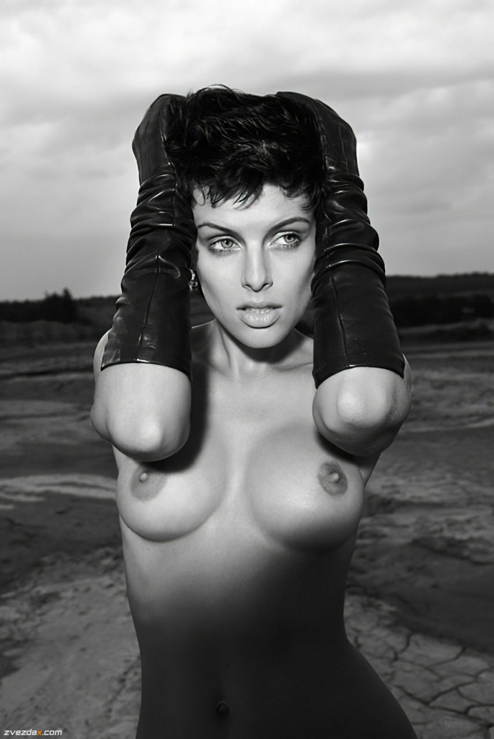 Naked Emmanuel Sylvia Cristel 1974