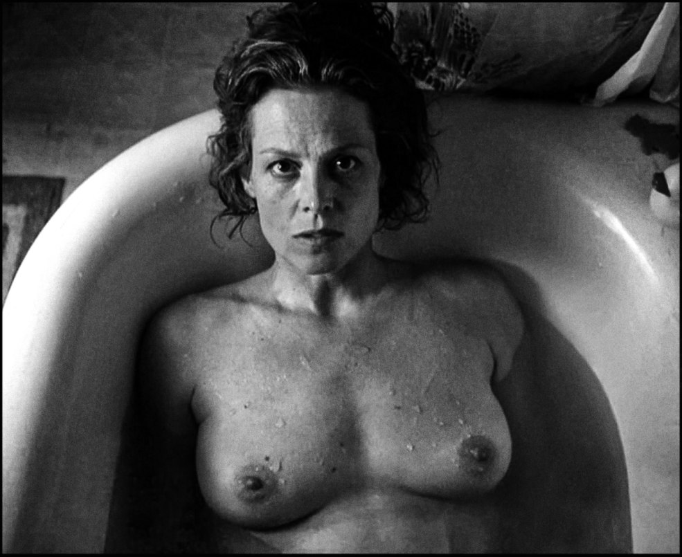 Sigurni Weaver actrice nue