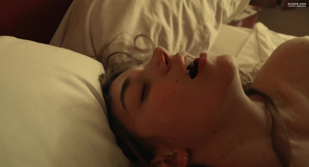 Imojen met des scènes érotiques