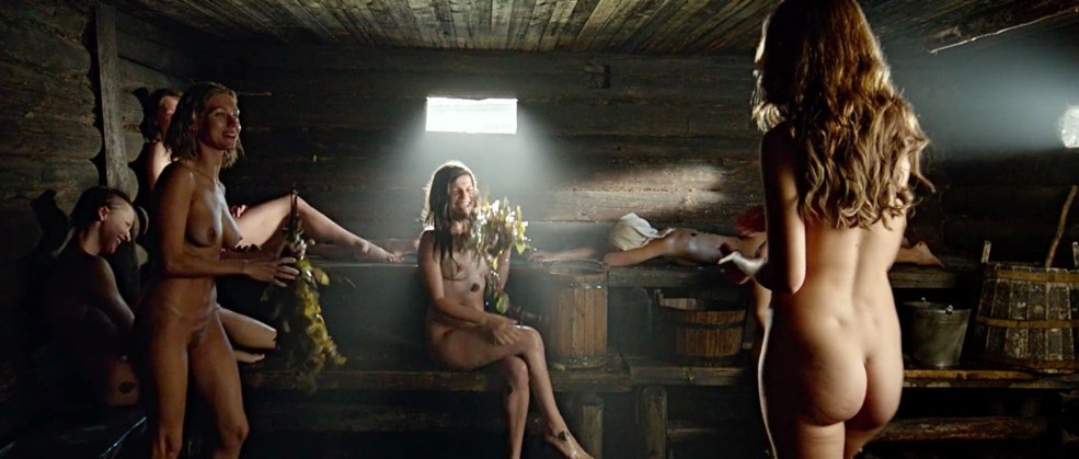 Ekaterina vilkova dans le bain une aube