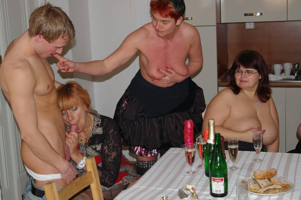 Parents nus dans les réseaux sociaux