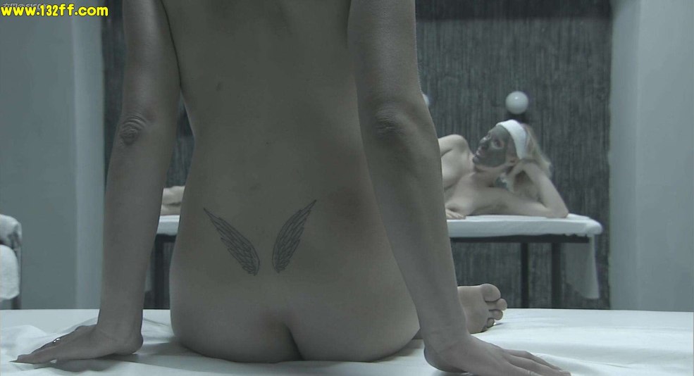 Anna Bolshova nue dans des films