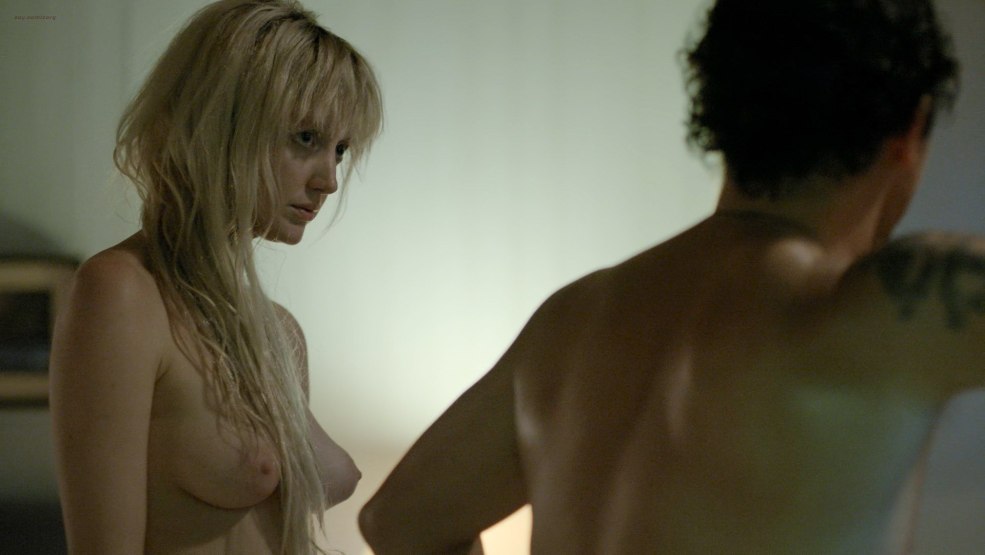 Scènes érotiques Andrea Raizboro