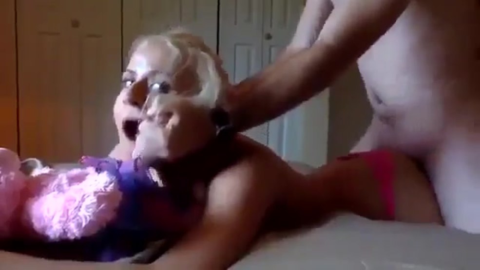 Ekaterina Melnik est chaud