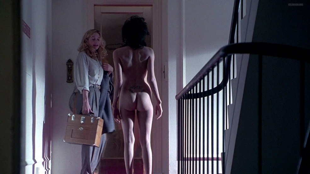 Tanya Roberts nue dans le film Shina Korolev Jungle