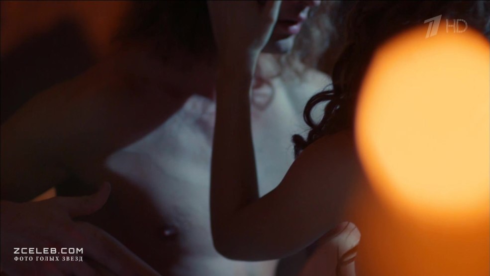 Anna Mikhailovskaya nue