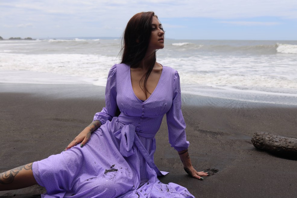 Blonde Daniel Tanya nue