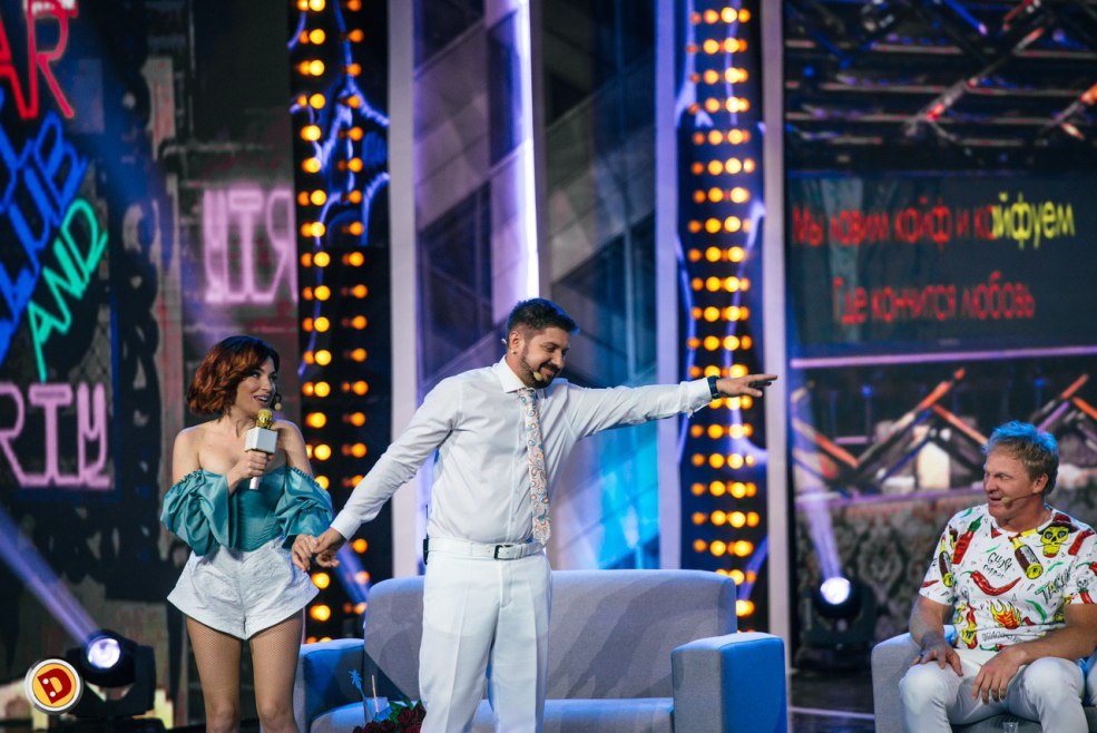 Victoria Bulitko en maillot de bain