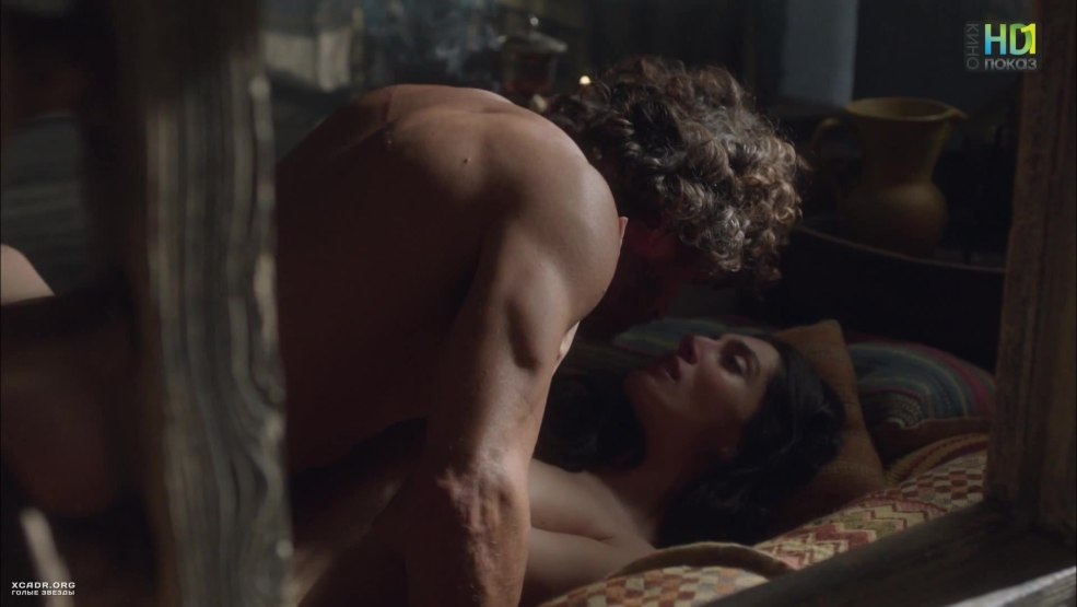 Katerina murino nue dans le cinéma