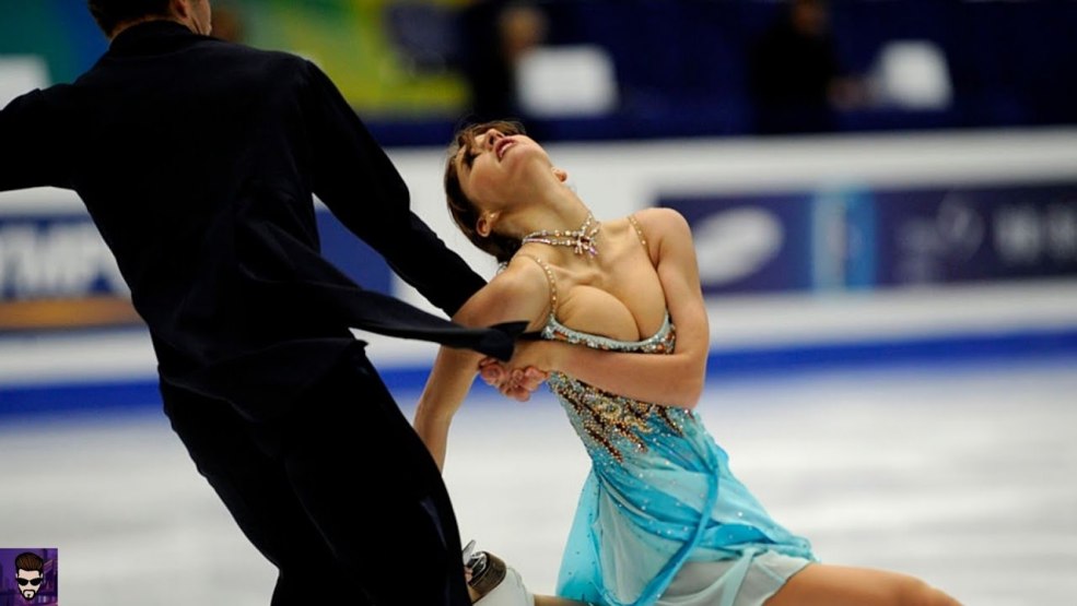 Patineurs russes nus