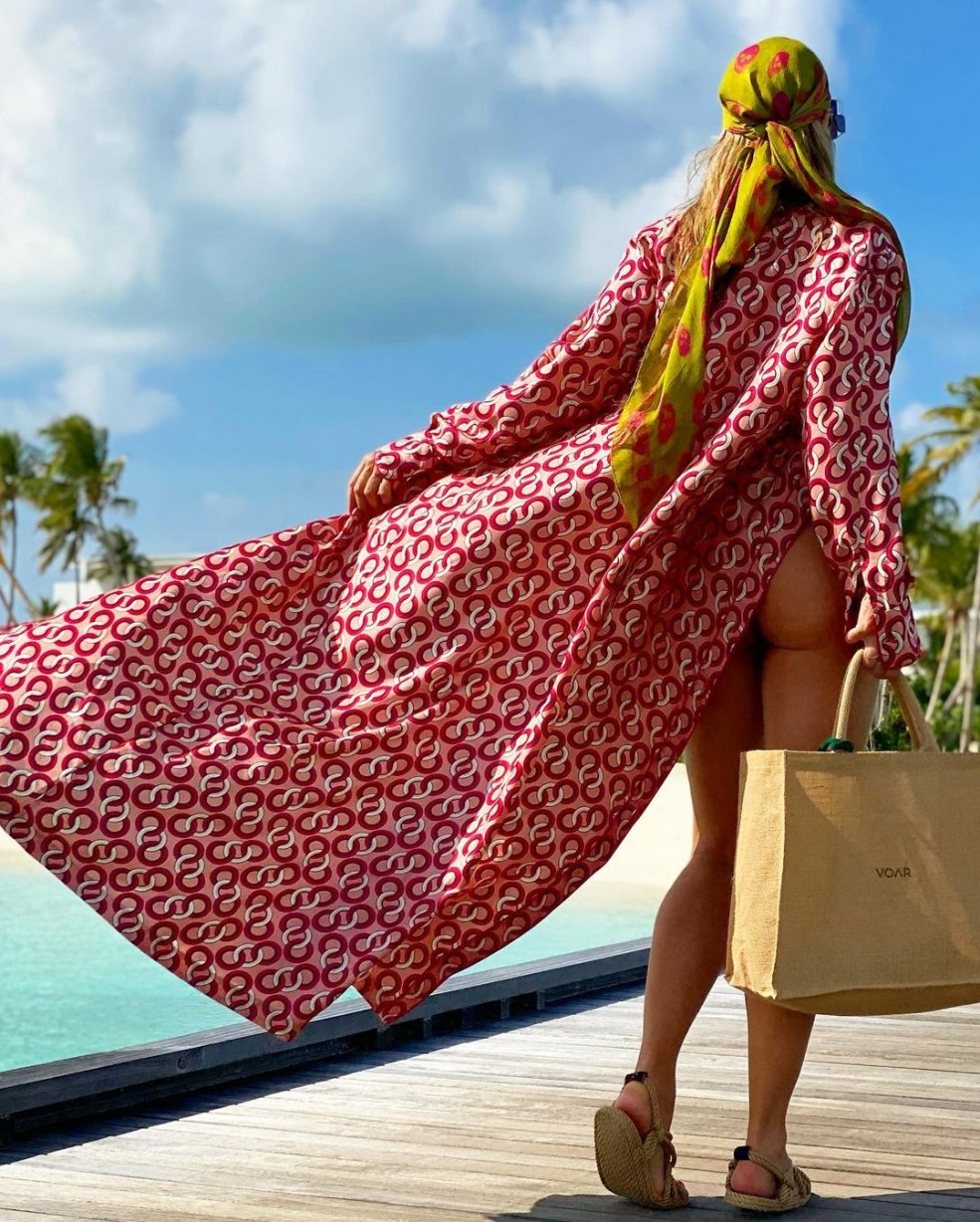 Adrian Galista est nu