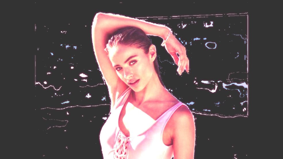 Le joueur de football Neymar est nu