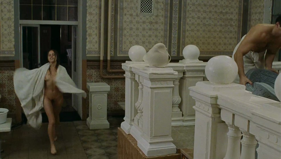 Irina Goryacheva nue dans des films