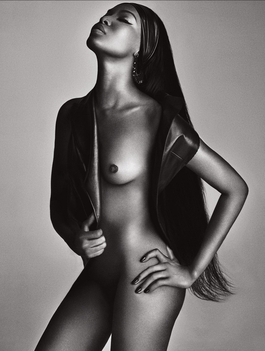 Naomi Campbell nue
