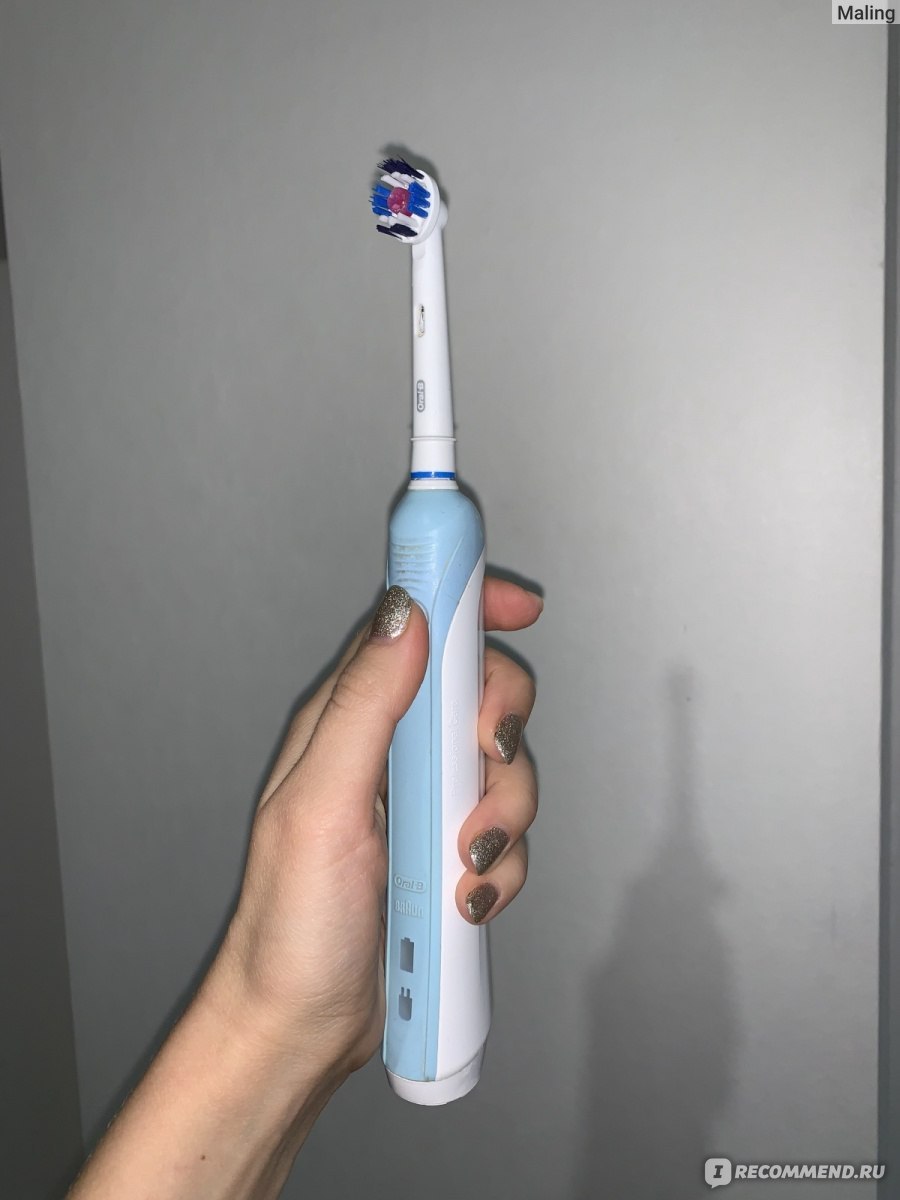 Masturbation avec une brosse à dents