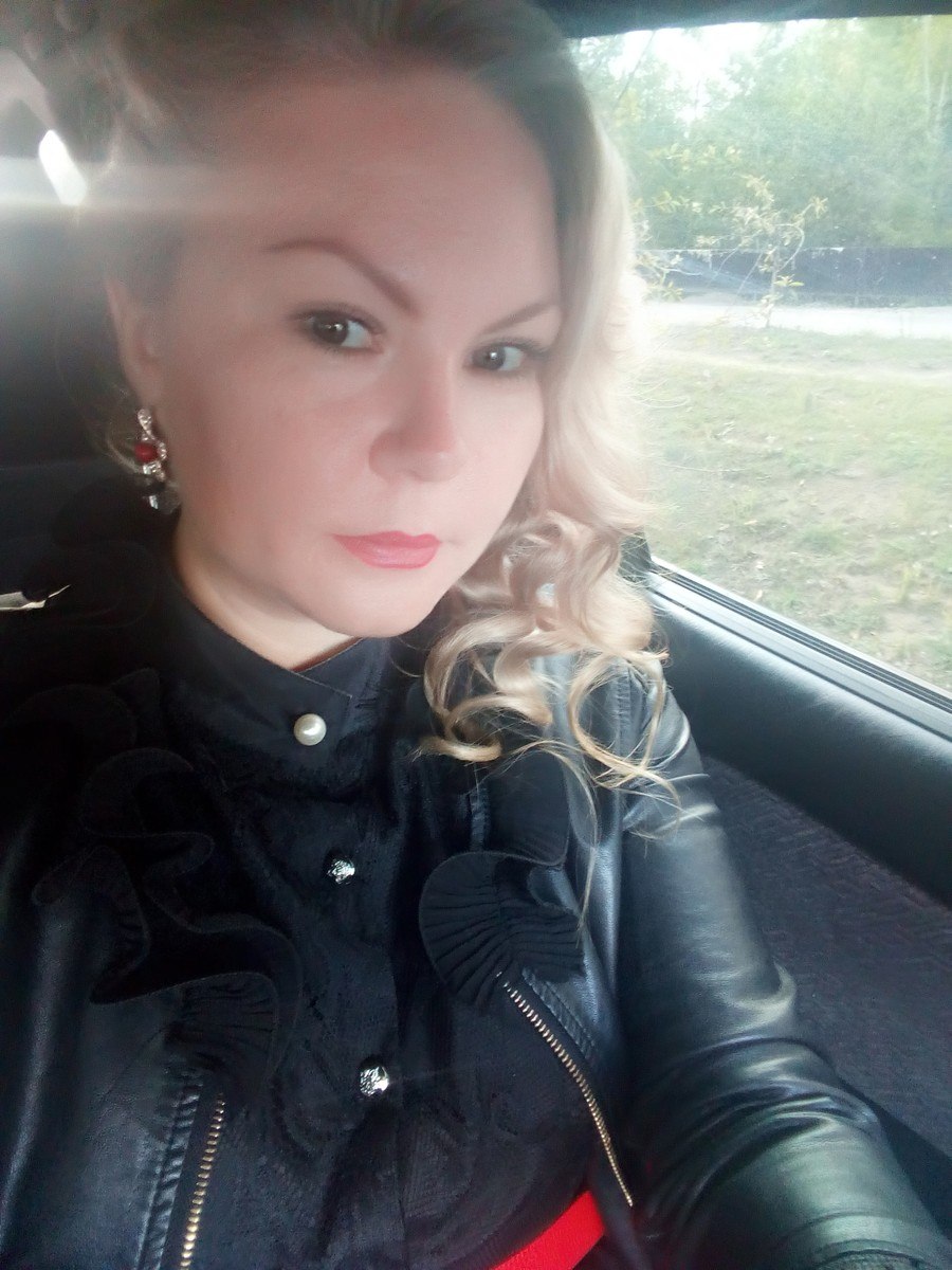 Olga Budina dans des collants