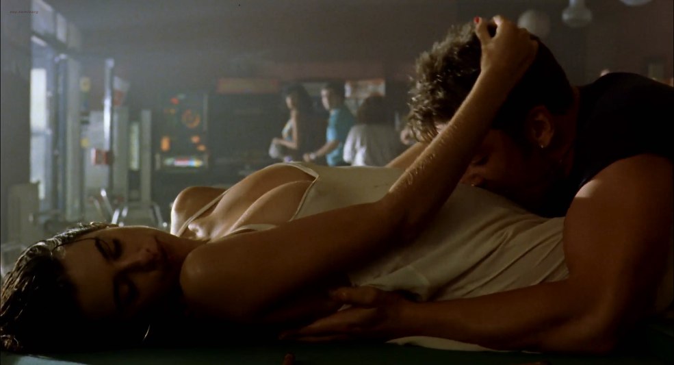 Penelope Cruz sans culotte