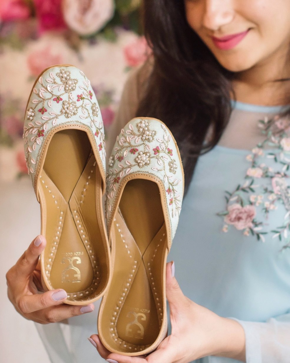 Chaussures féminines orientales