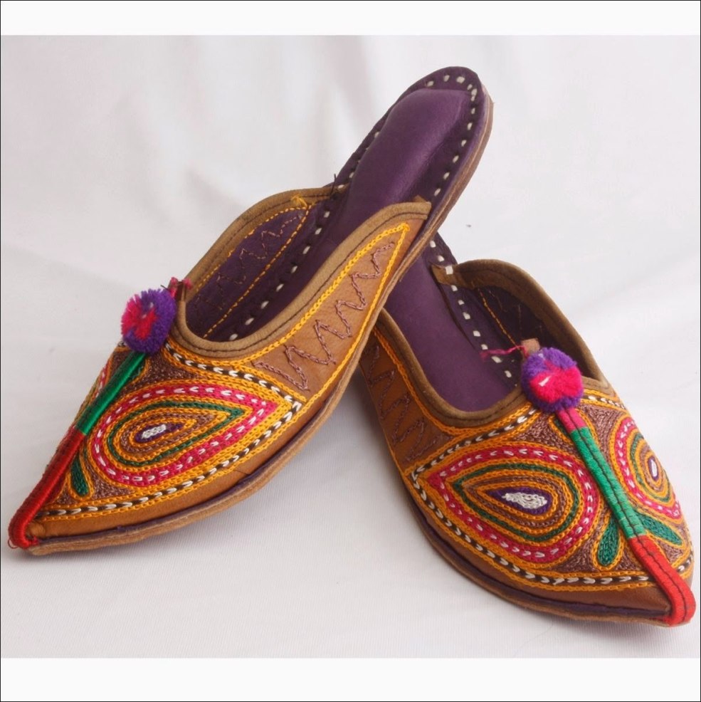 Chaussures nationales indiennes