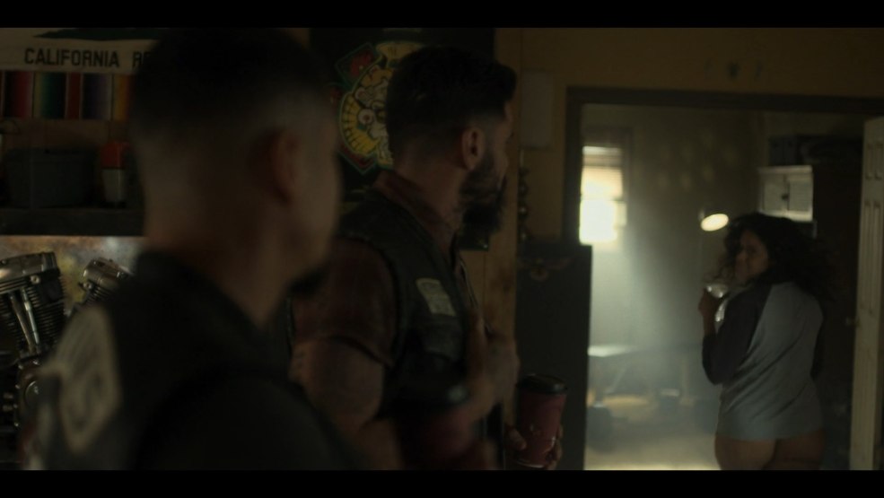 Helga lovekaty en sous-vêtements