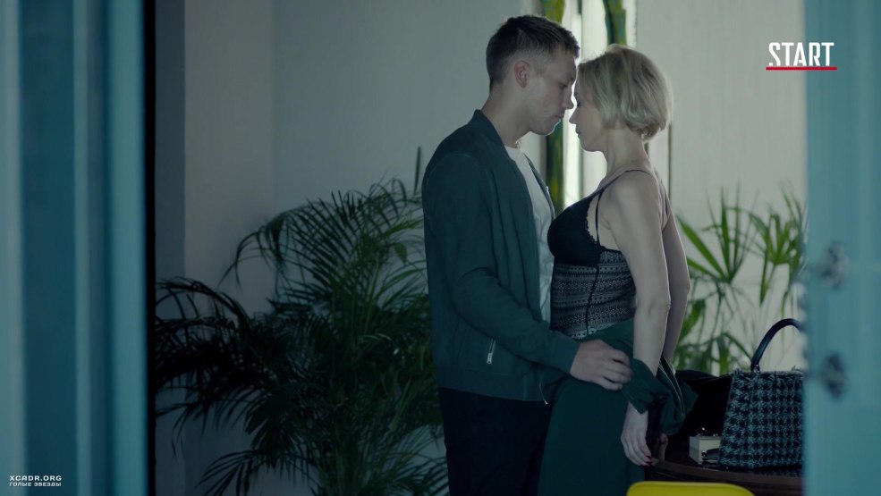 Actrice nelly uvarova nue