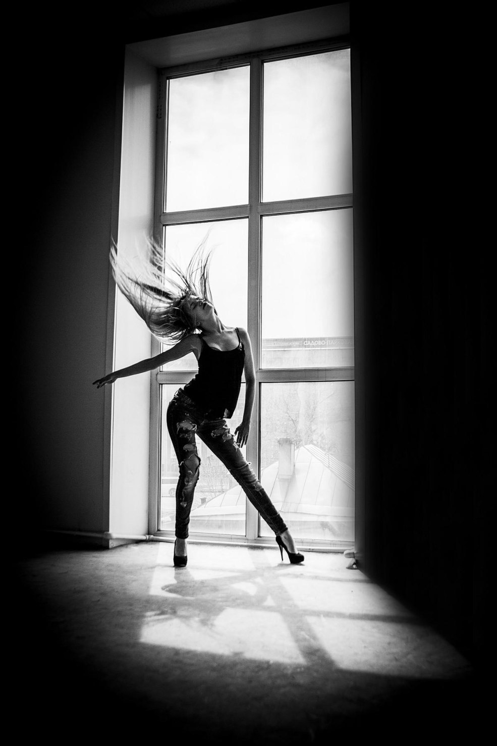 Modèle Julia Loginova nue