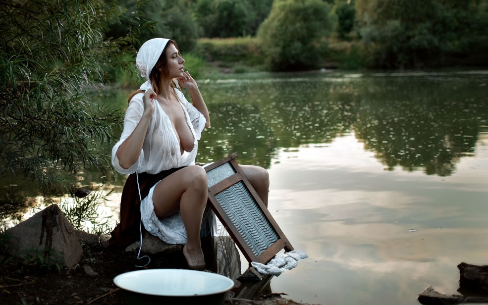 Lavage de séance photo sur la rivière Nude