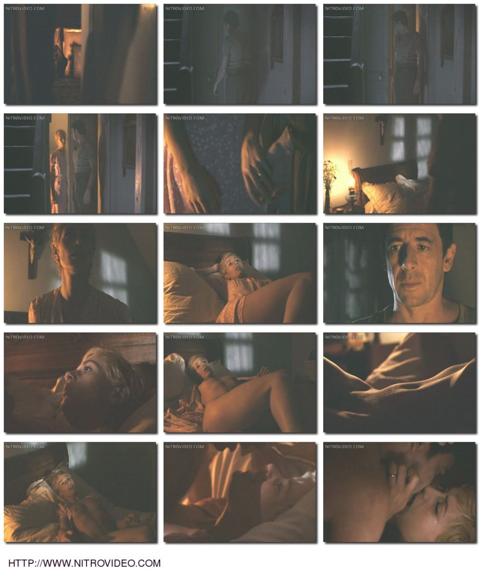 Le nouveau pape Cecil de France nu