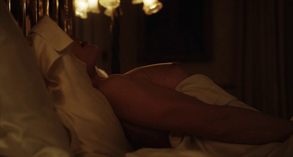 Flora Bonavventure est nue