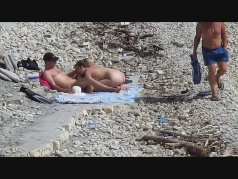 Photo d'une pornographie de plage nudiste