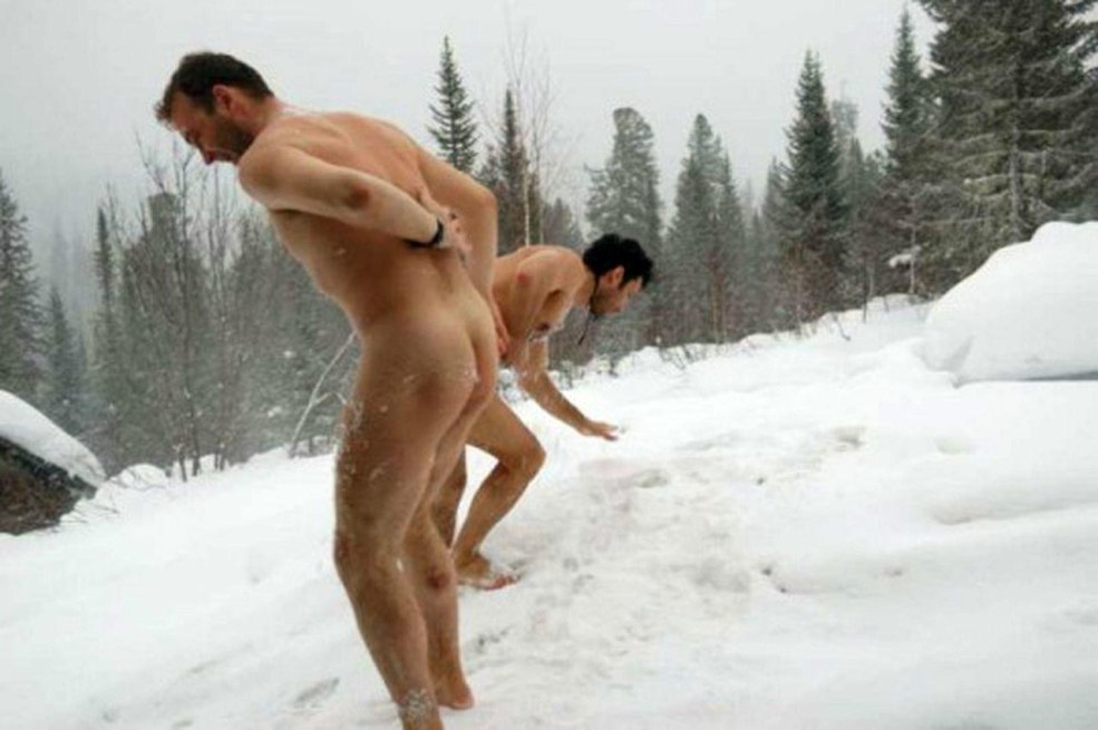 Nous nageons sur la rivière