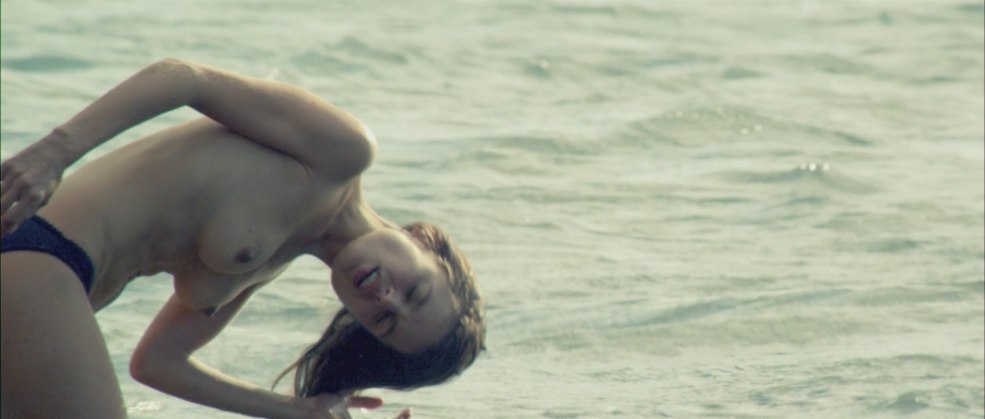 Elena Radevich est chaud