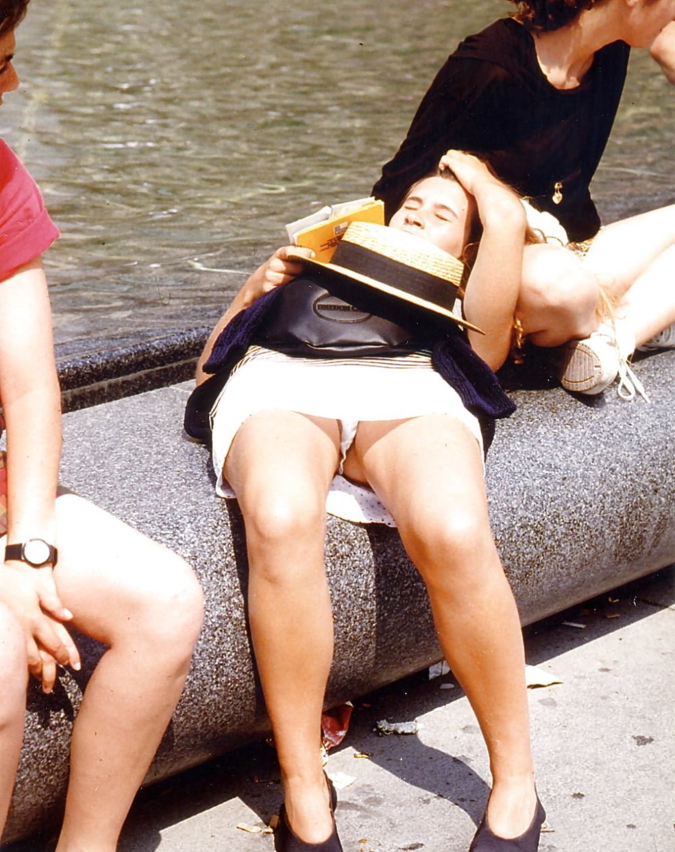 Femmes nues aléatoires