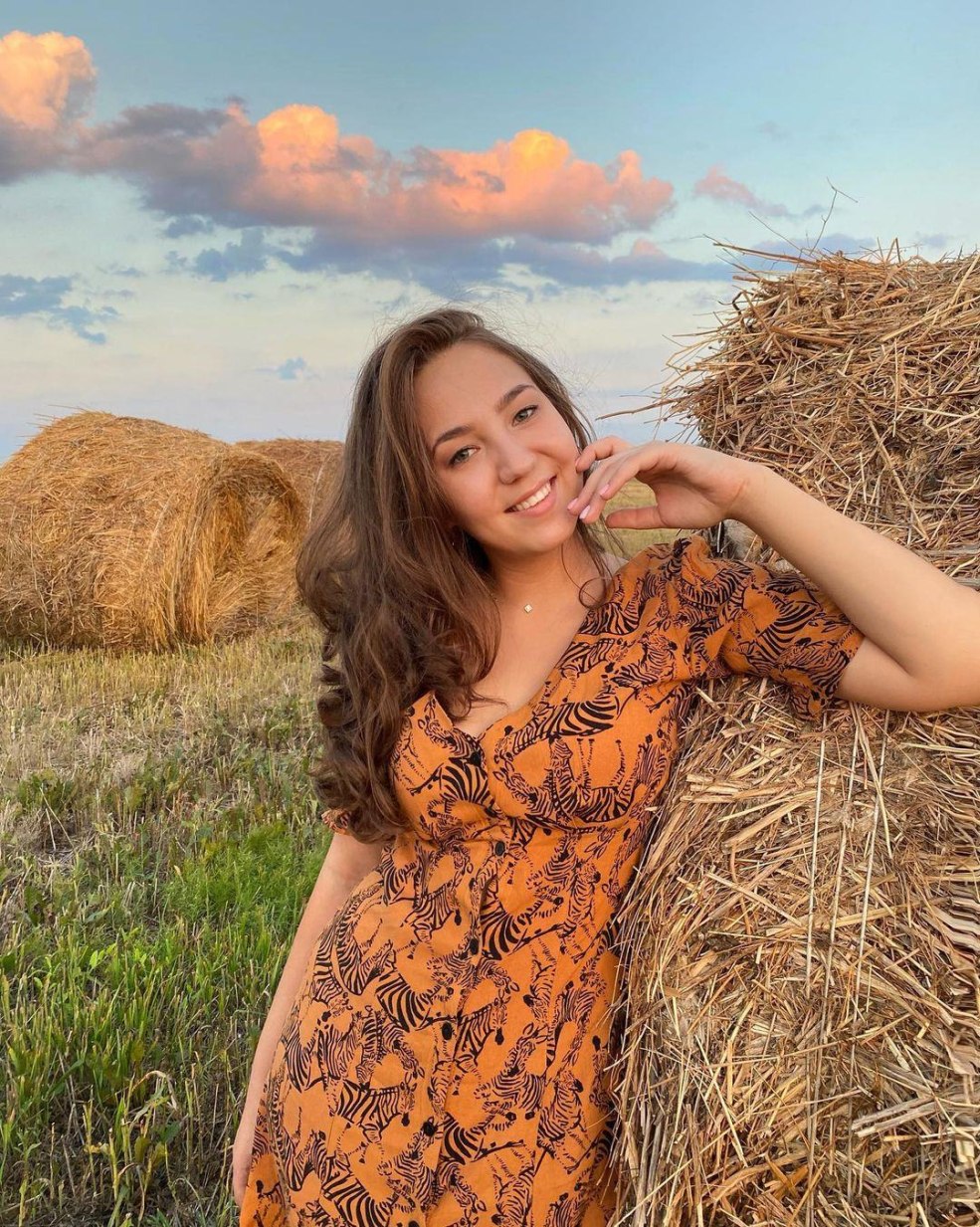 Filles dans le village