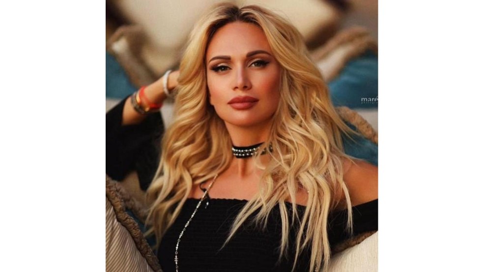 Hannah Singer Anna Ivanova