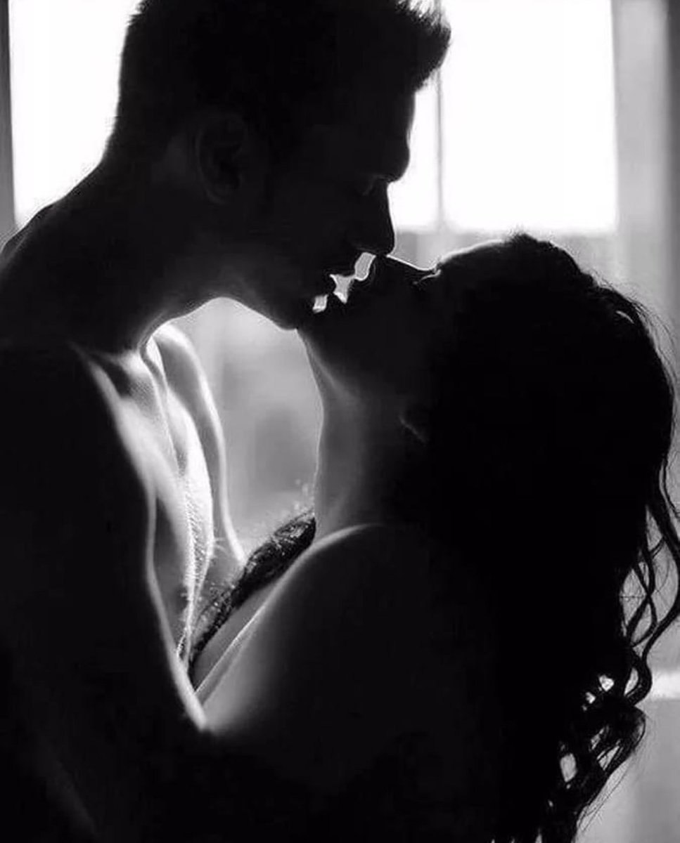 Femme - toucheur des seins