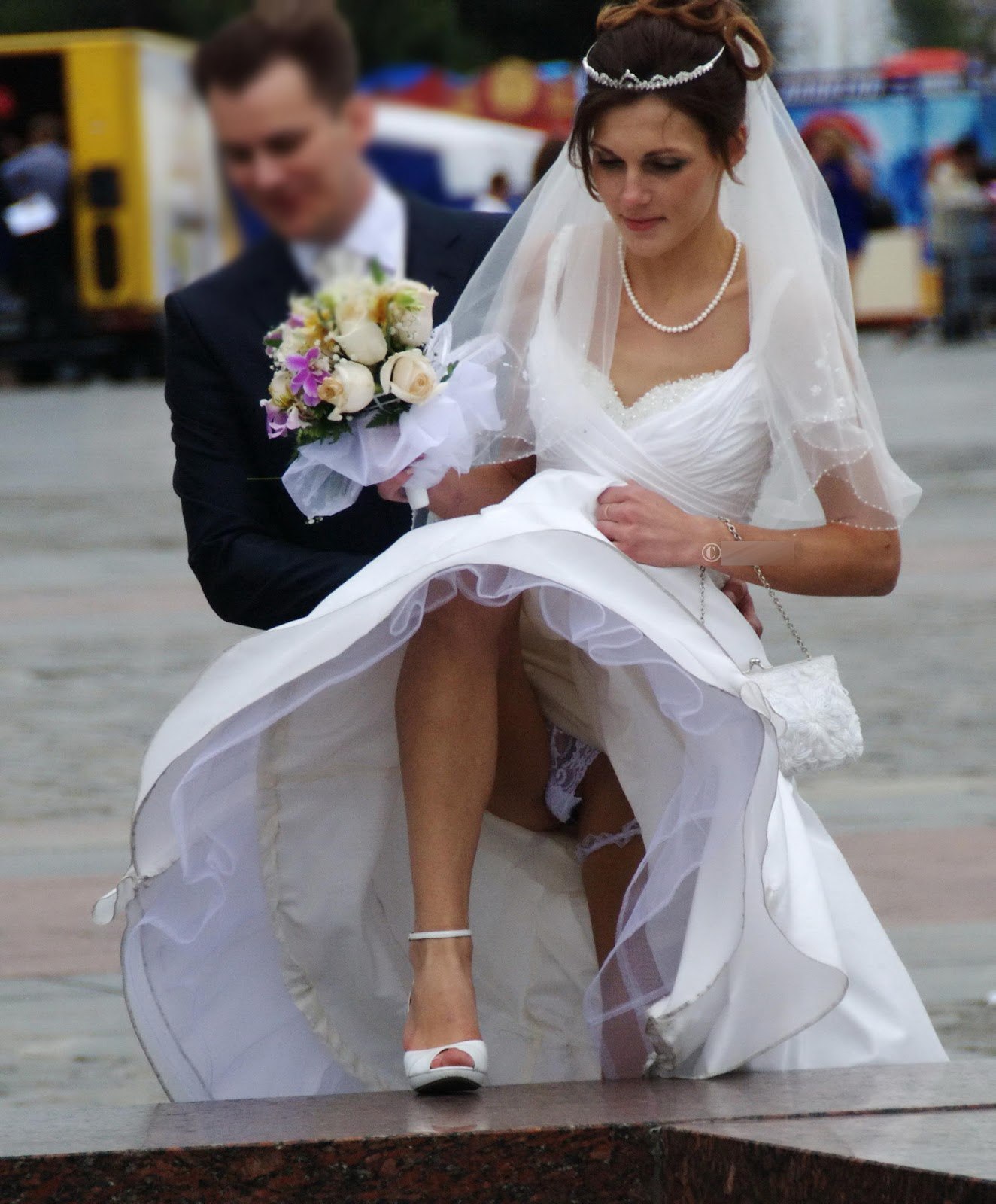 Une mariée nue avant mariage