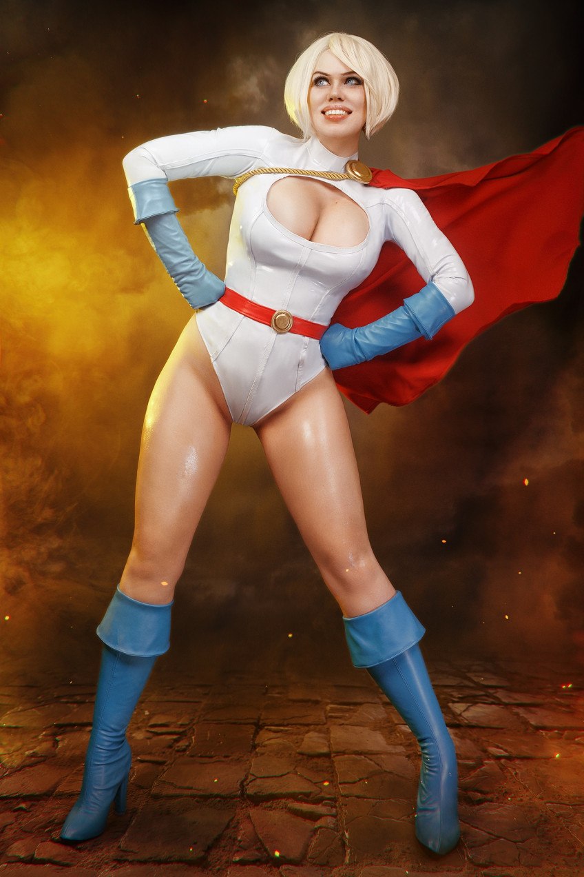 Power Gerl DC Comics