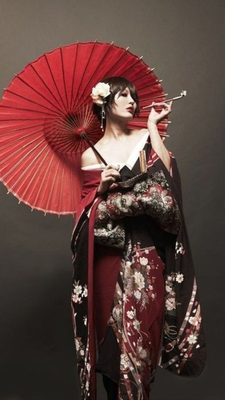 Les filles en short accroupissent